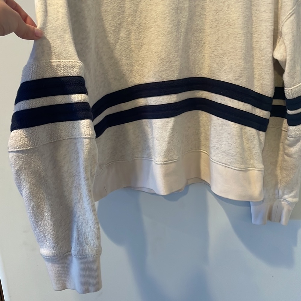 Splendid Seabrook Sweatshirt - Picture 5 of 9
